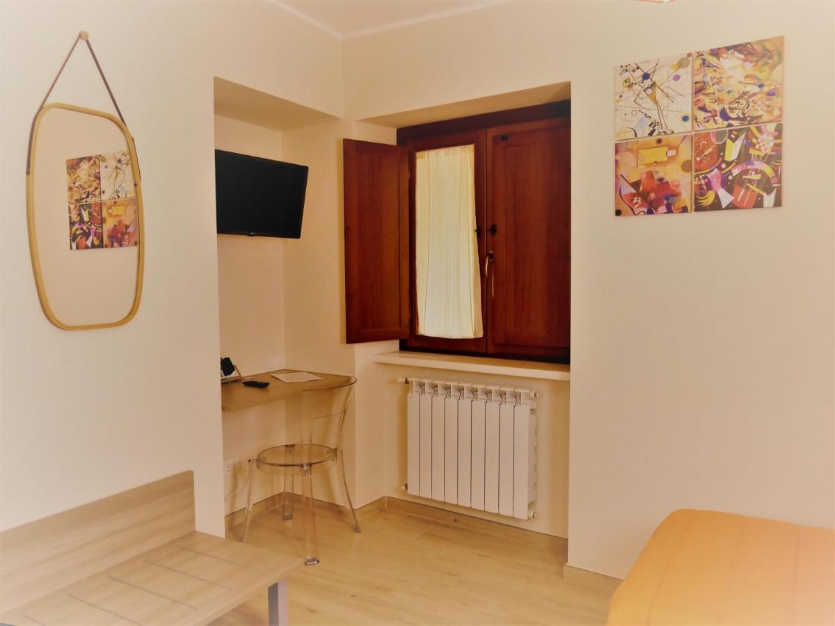 Ferienwohnung Il Nido LʼAquila Exterior foto